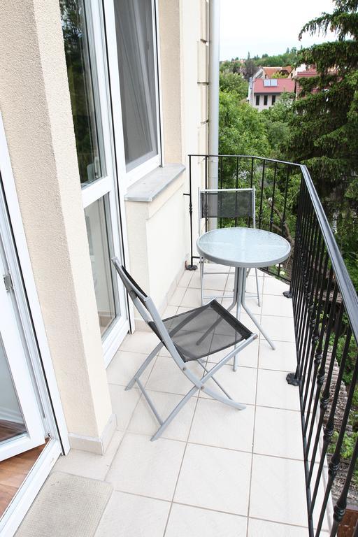 Balm Apartman Eger Bagian luar foto